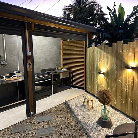 Ferienwohnung La Parenthese Chez Seb Et Gwen Le Tampon Exterior foto